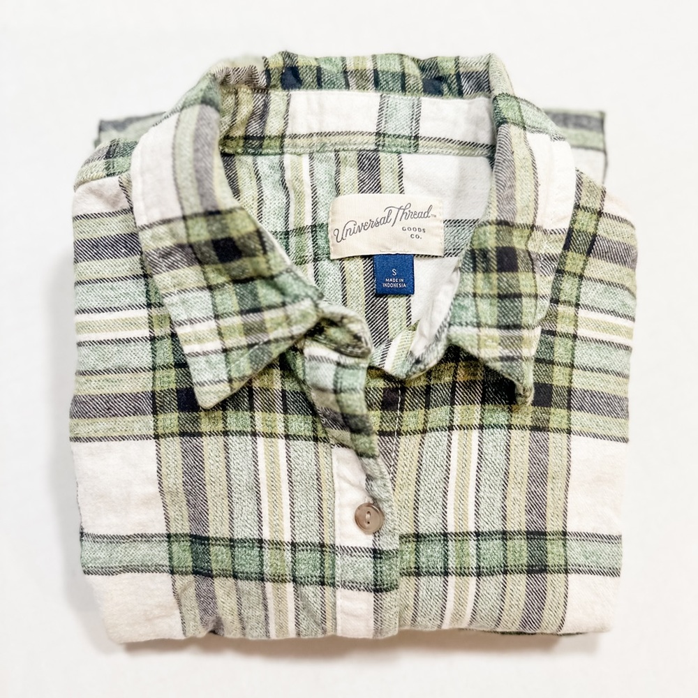🍁 (4/$30) Universal Thread Flannel Button-Down in Moss Green (S)